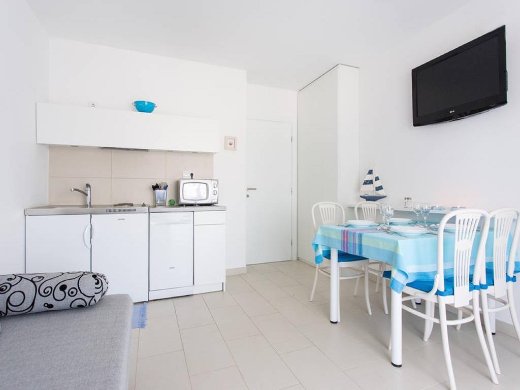 Guest House Mazuth Banjol Екстериор снимка