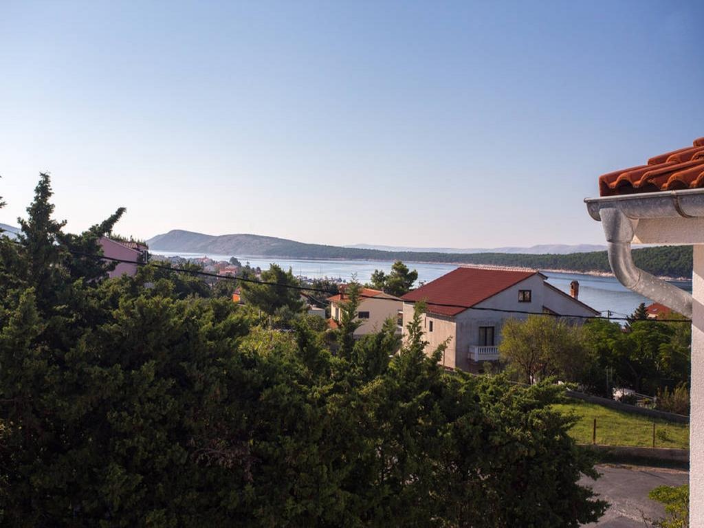 Guest House Mazuth Banjol Екстериор снимка