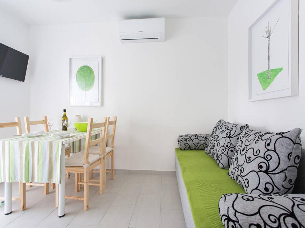 Guest House Mazuth Banjol Екстериор снимка