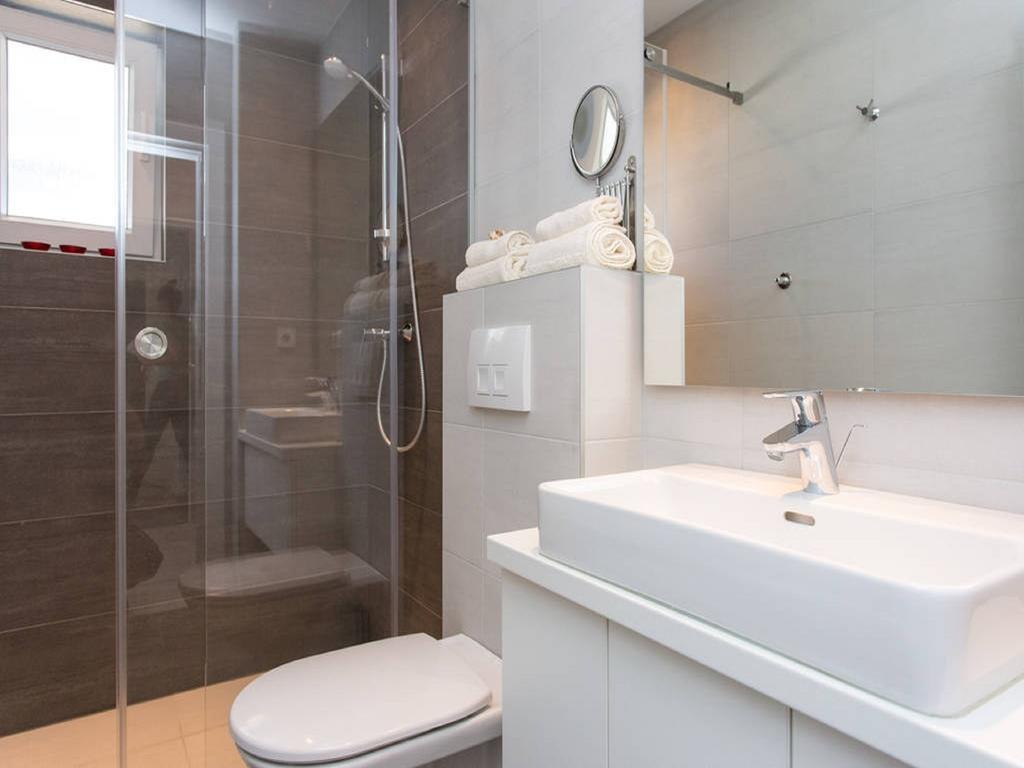 Guest House Mazuth Banjol Екстериор снимка