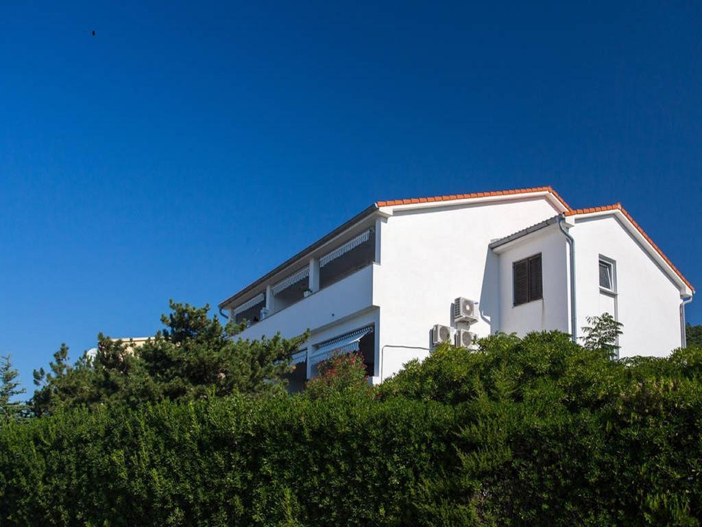 Guest House Mazuth Banjol Екстериор снимка